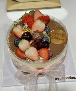 สตอเบอรี่นอฟฟี่พาย