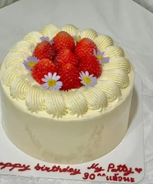 สตรอเบอร์รี่ช็อตเค้ก 1 ปอนด์