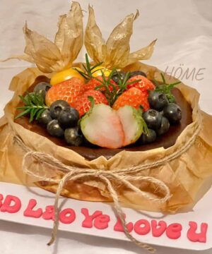 Birthday cake ชีสเค้กหน้าไหม้