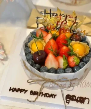 เค้กวันเกิดชีสเค้กหน้าไหม้ 1 ปอนด์