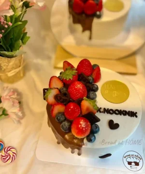 เค้กสตรอเบอรี่เกาหลีวันเกิด 1 ปอนด์