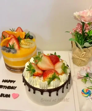 เค้กคู่ส้ม สตอเบอรี่ ครึ่งปอนด์วันเกิด