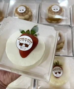 สตอเบอรี่ช๊อตเค้กมินิ