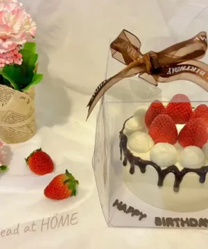 สตอเบอรี่ช็อตเค้กวันเกิด 1/2 ปอนด์