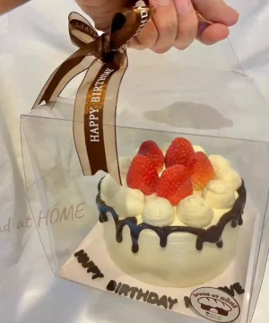 สตอเบอรี่ช็อตเค้กวันพิเศษ 1/2 ปอนด์