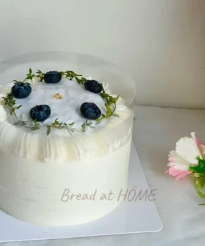 เค้กมะพร้าวอ่อนครีมสดแบบครึ่งปอนด์