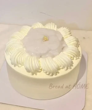 เค้กมะพร้าวอ่อนครีมสด 1/2 ปอนด์