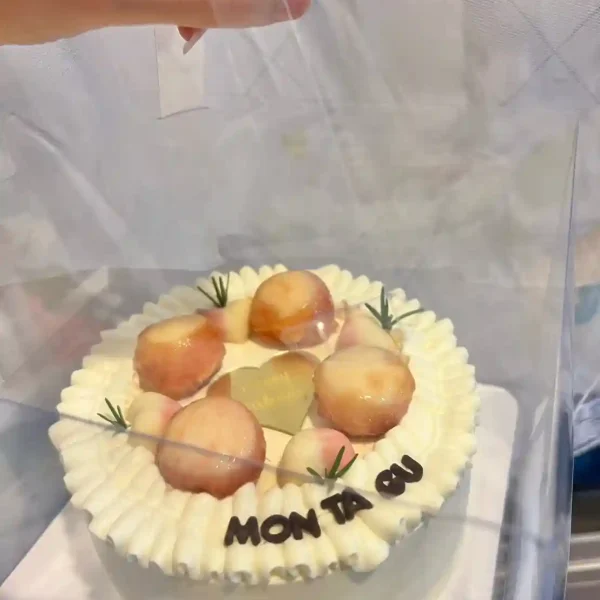 เค้กลูกพีชครีมสด hbd 1p