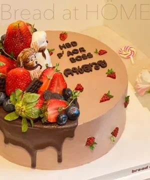 สตอเบอรี่ช็อกโกแลตช็อคเค้ก 2 ปอนด์