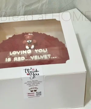 เรดเวลเวทเค้กปอนด์พร้อมกล่อง