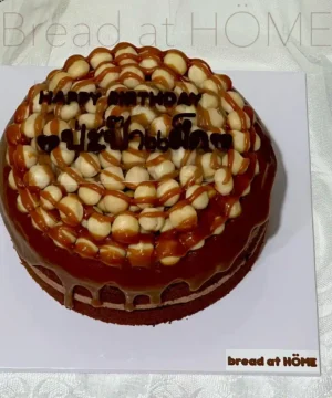 คาราเมลแมคคาเดเมียเค้ก ช็อกโกแลต