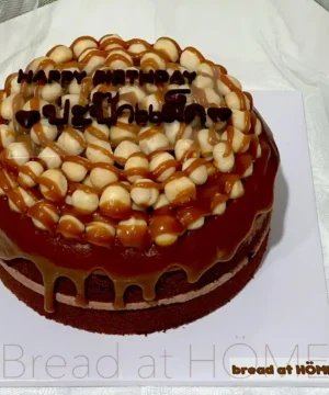 เค้กช็อกโกแลตคาราเมลแมคคาเดเมีย 3 ปอนด์