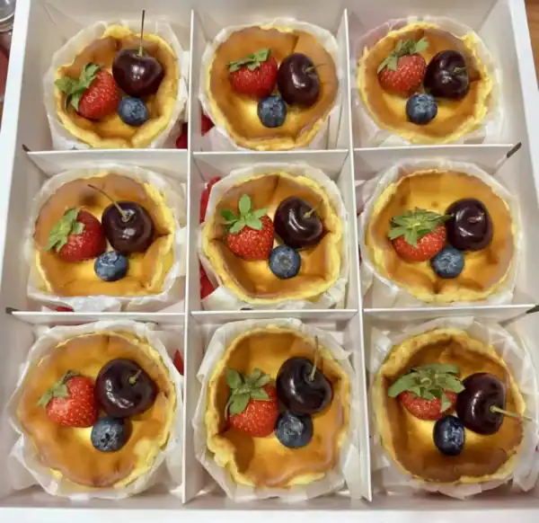 ชีสเค้กหน้าไหม้มินิ BASQUE CHEESECAKE STYLE MINI ฿99 - Image 7
