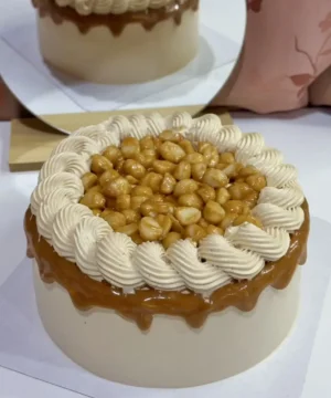 เค้กกาแฟคาราเมลแมคคาเดเมีย 1 ปอนด์