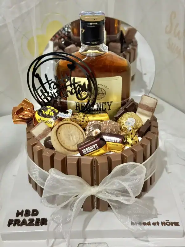 เค้กเหล้ารีเจนซี่ช็อกโกแลตวันเกิด 1 ปอนด์