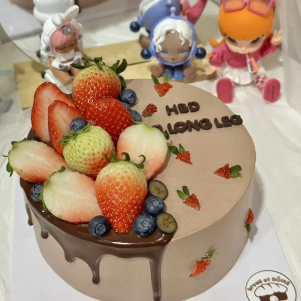 สตอเบอรี่ช็อกโกแลตช็อตเค้ก 1 ปอนด์