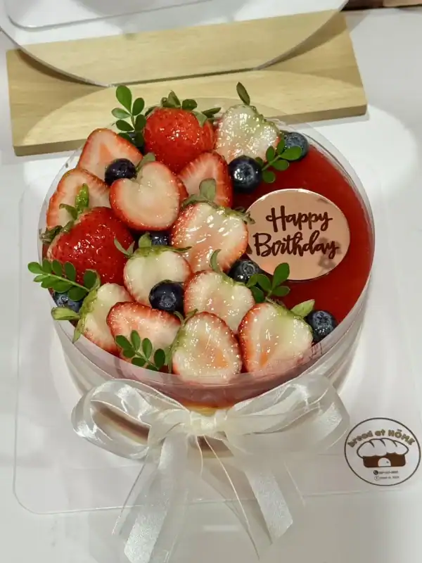 เค้กสตรอเบอรี่หน้านิ่ม 1 ปอนด์