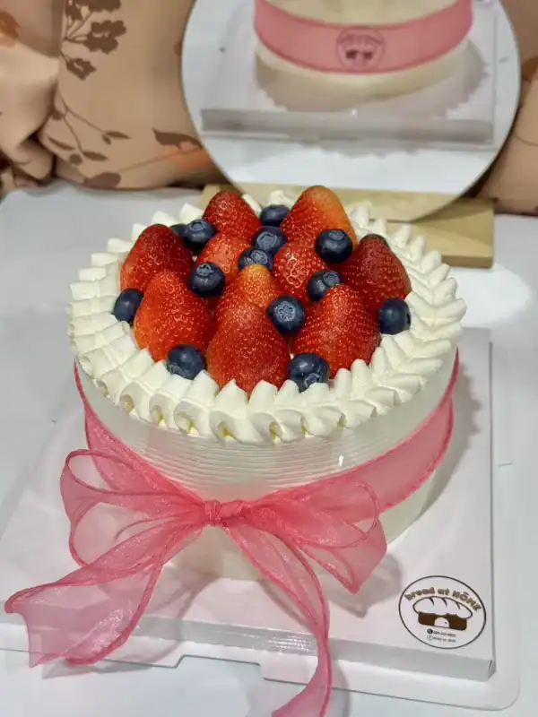 เค้กสตรอว์เบอร์รีช็อตเค้ก 1 ปอนด์