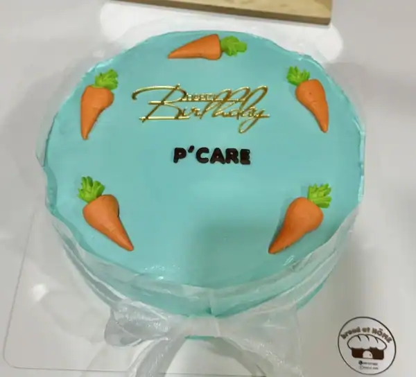 เค้กแครอทครีมชีสฟรอสติ้ง 2 ปอนด์