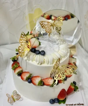 เค้กมะพร้าวอ่อนครีมสด 2 ชั้น 4 ปอนด์