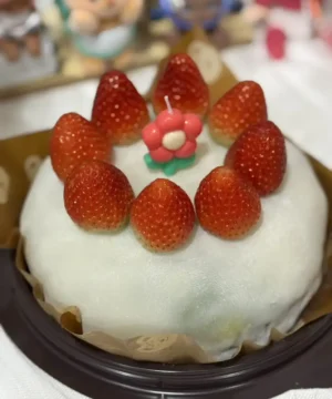 เค้กไดฟูกุสตรอว์เบอร์รี 1 ปอนด์