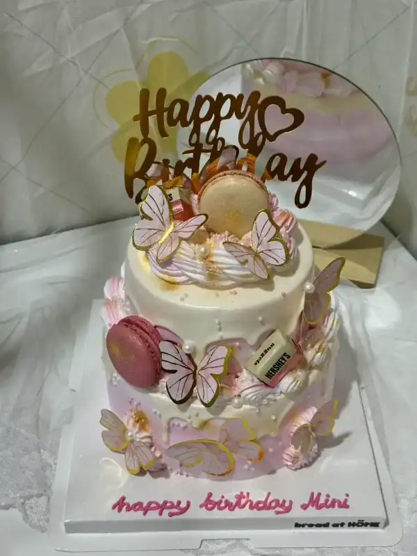 เค้กผีเสื้อ 2 ชั้น