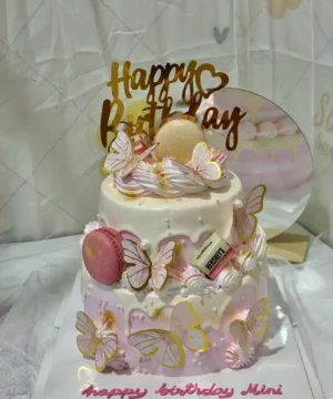 เค้กผีเสื้อวันเกิด 2 ชั้น