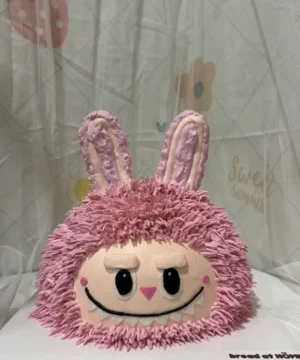 เค้กลาบูบู้สีชมพู 2 ปอนด์