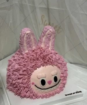 เค้กลาบูบู้สีชมพู 1 ปอนด์