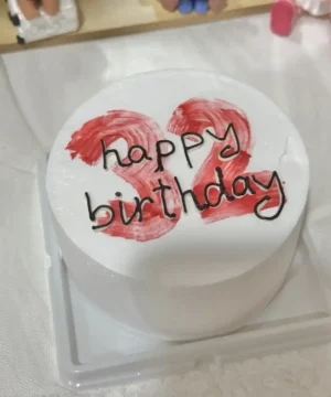 เค้กมินิมอลครึ่งปอนด์