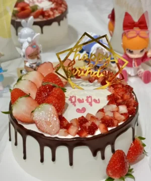 สตรอเบอรี่ช็อตเค้ก 1 ปอนด์