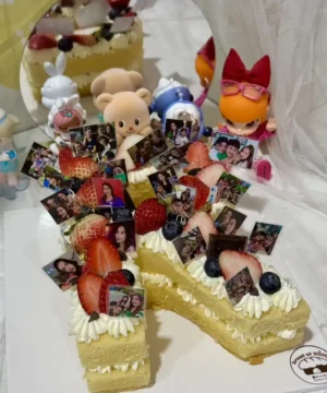 เค้กตัว R วันเกิด 2 ปอนด์