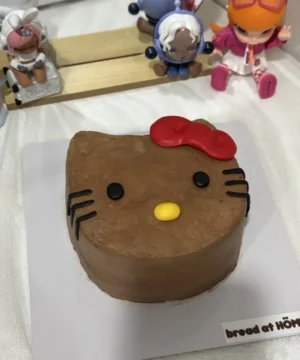 เค้กคิตตี้วันเกิด 1/2 ปอนด์