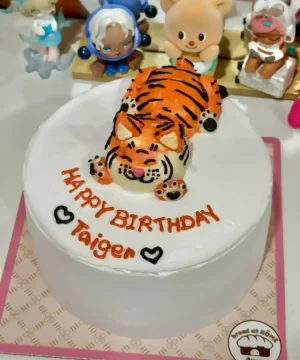 เค้กน้อนเสือ 1 ปอนด์