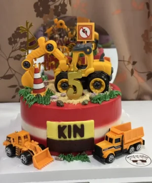 เค้กรถแม็คโครวันเกิด 1 ปอนด์