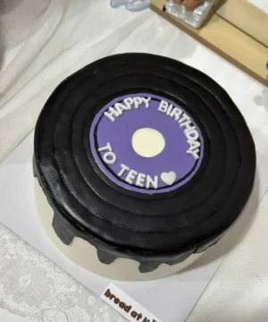 เค้กแผ่นเสียงวันเกิด 1p