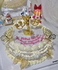 เค้กมะพร้าวอ่อนครีมสดเชิงเทียน 3 ปอนด์