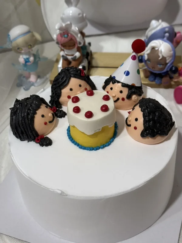 Customize Cake 1 Pound