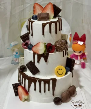 เค้ก 3 ชั้น 1 ปอนด์ครึ่ง