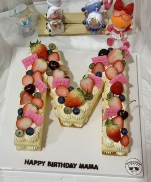 เค้กตัว M 3p