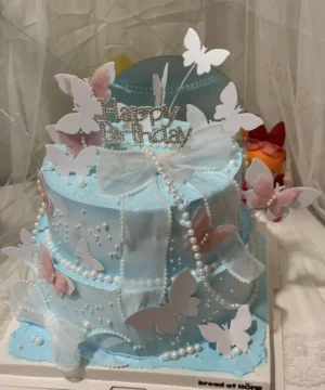 เค้กโบว์ใหญ่ 2 ชั้น