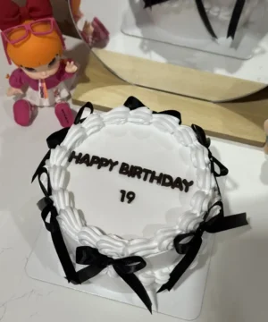 เค้กโบว์ 1/2 ปอนด์