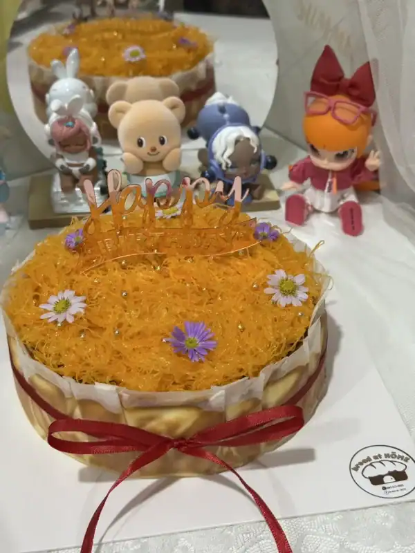 ชีสเค้กฝอยทองวันเกิด 1 ปอนด์