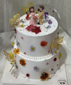 เค้กดอกไม้กินได้ 2 ชั้น