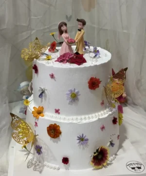 เค้กดอกไม้กินได้ 2 ชั้น