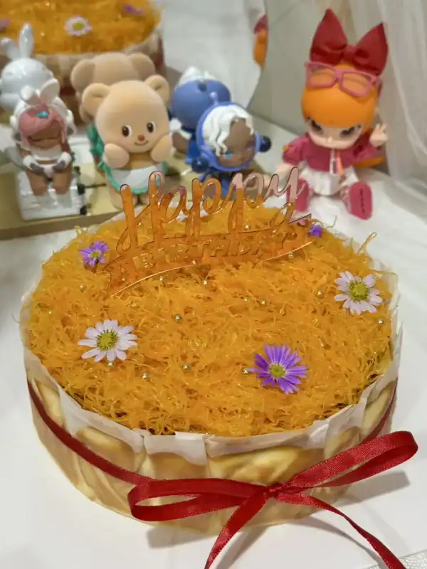 ชีสเค้กหน้าไหม้ฝอยทอง 1 ปอนด์