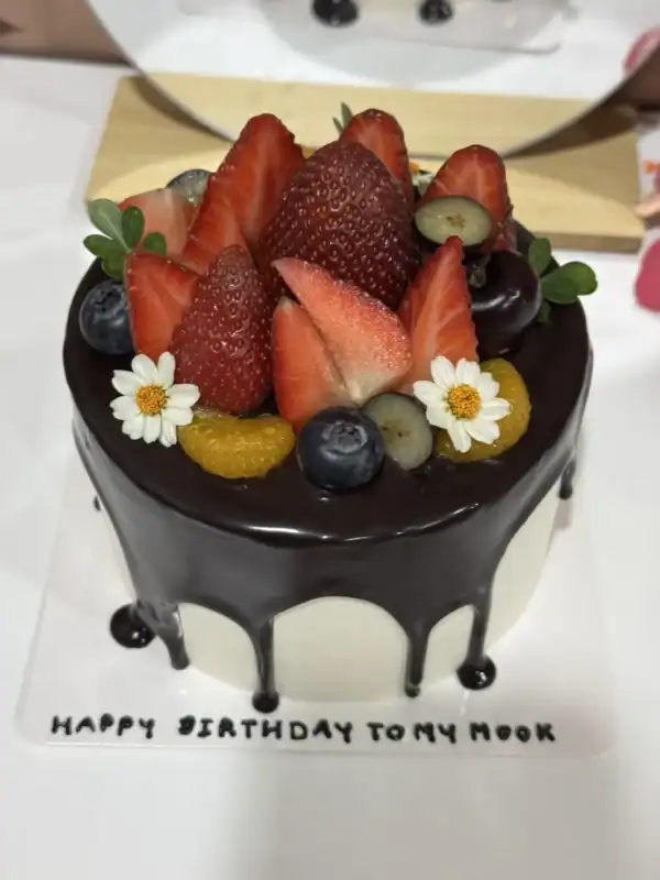 สตรอว์เบอร์รีชอร์ตเค้กครึ่งปอนด์