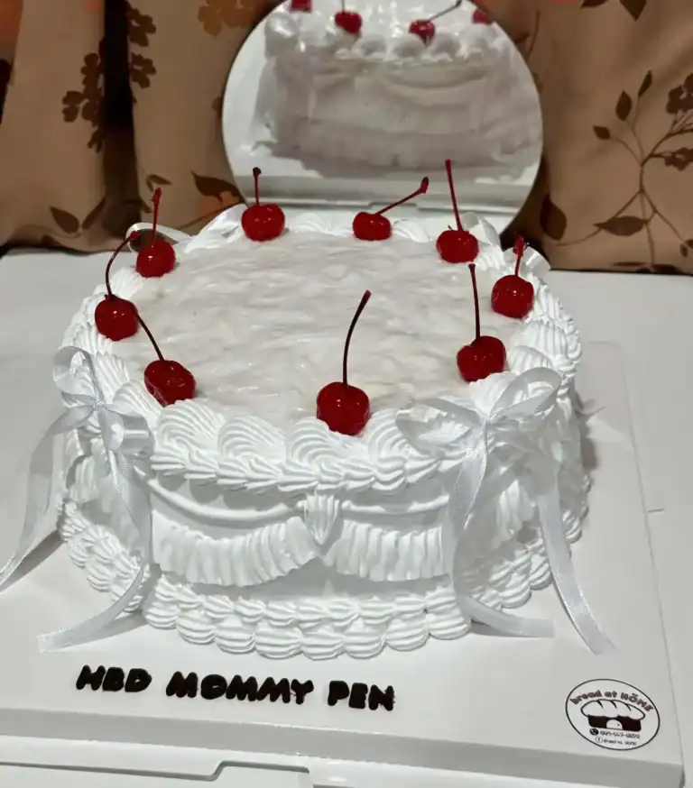 เค้กมะพร้าวอ่อนครีมสดพรีเมียม ความหอมหวานที่ละมุนใจในทุกคำ - Image 4