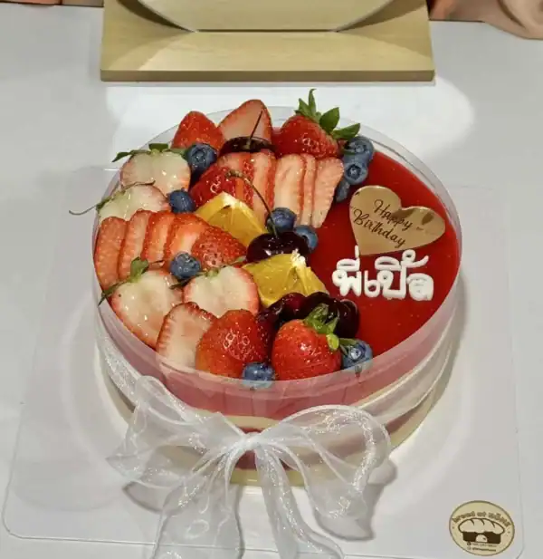เค้กสตรอเบอรี่หน้านิ่มพรีเมียม เสน่ห์หวานละมุนที่ยากจะต้านทาน - Image 4