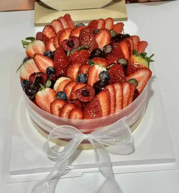 เค้กสตรอเบอรี่หน้านิ่มพรีเมียม เสน่ห์หวานละมุนที่ยากจะต้านทาน - Image 6